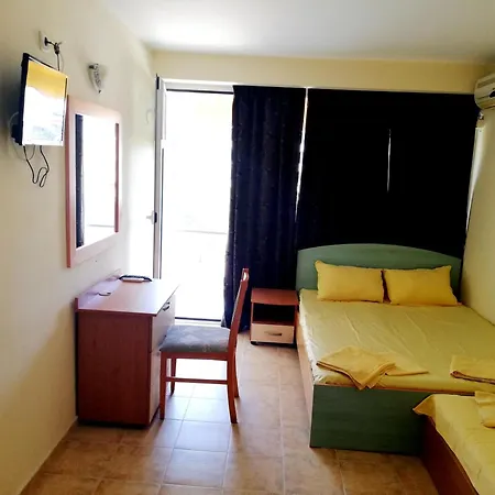 In Gramada Otel